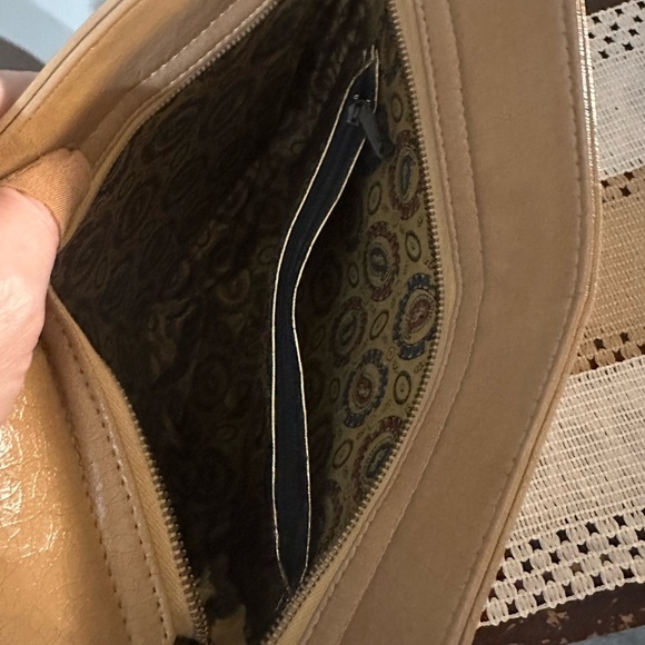 Vintage Julius Resnick Tan Faux Leather Handbag - Picture 10 of 14